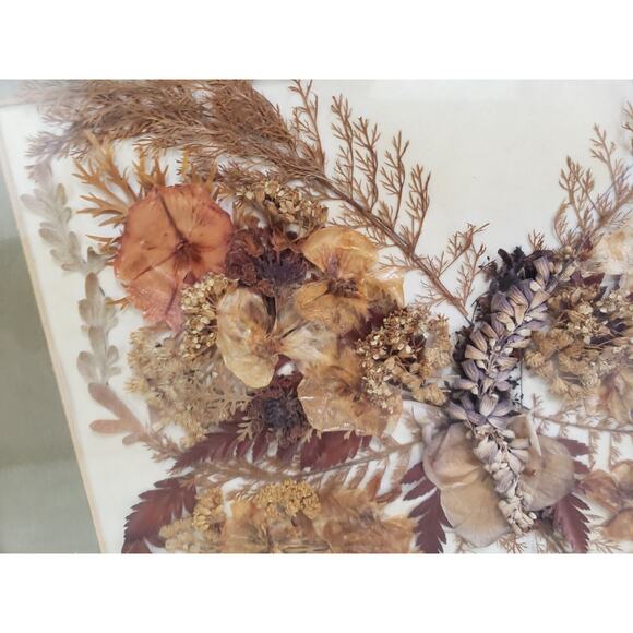 Vtg boho ROCCOCO FRAMED DRIED REAL FLOWER pressed butterfly wall art oddity - Picture 3 of 9